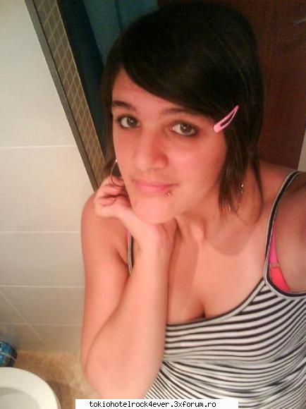 Hildutza love Bill - Hy....sunth hilda....si am 15 ani jum;;) Sunt din - *..::Me, myself & I::..*