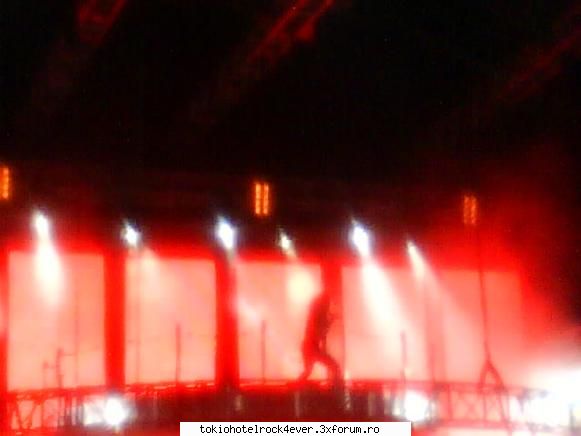 Hildutza love Bill - knd a inceputh concertul:P - *..::Me, myself & I::..*