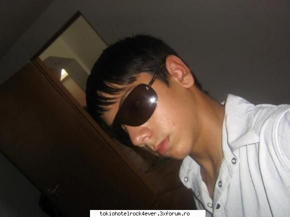 Iubitzi?:> - ex`u meu...nu suporta deloc TH...deci nu mai stau - *..::Cafenea::..*