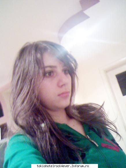 >Just me<AnTO> - Iiiii merci Deja sunt rac - *..::Me, myself & I::..*