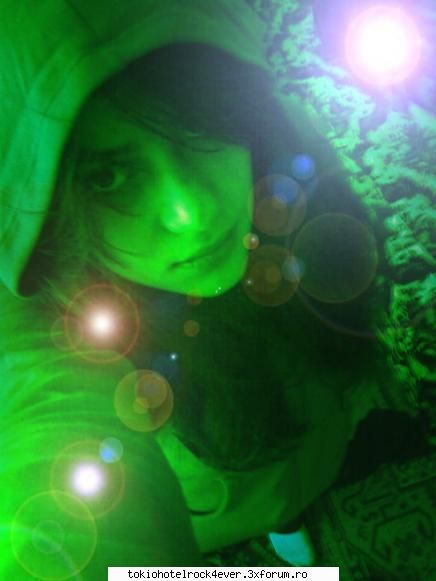 >Just me<AnTO> - Asa..o poza.. Ultima pentru moment..mie lene - *..::Me, myself & I::..*