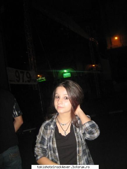 Kido. - nici nu stiam ca imi face poza - *..::Me, myself & I::..*