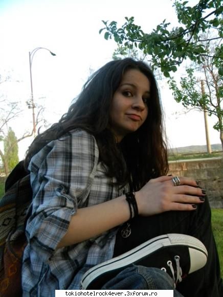 Kido. - Thanks girls >: D< - *..::Me, myself & I::..*
