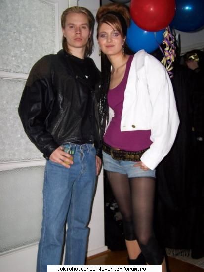 LoVeX - sa-mi bag picioru' are prietena :x - *..::Other Bands::..*