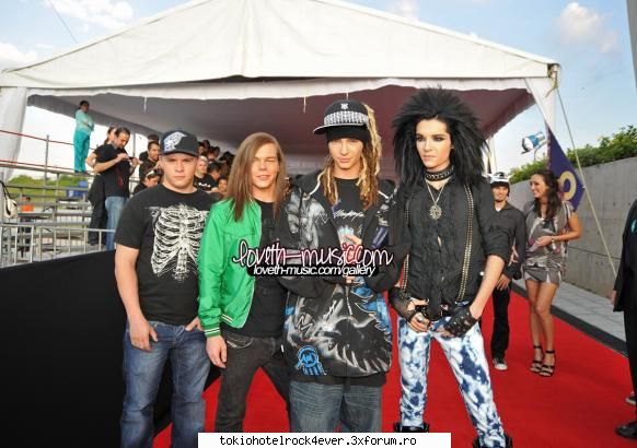 MTV Latin Awards - MissKaulitz - *..::Gallery::..*