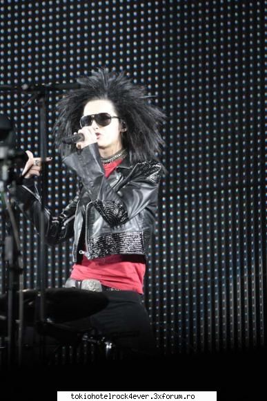 Mondeana - j akuma pose d la concert - *..::Gallery::..*