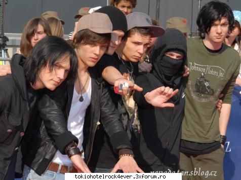 Nevada Tan - eu ador wegweiser.... sunt dependenta de ea - *..::Other Bands::..*