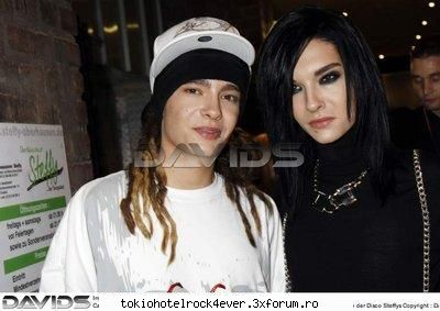 New Bill - Tom e cam palid sau visez?> - *..::Bill Kaulitz::..*