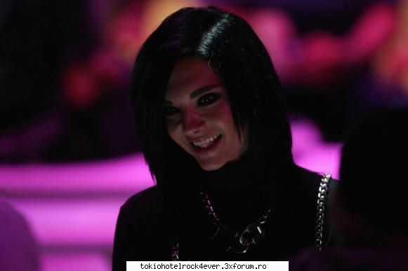 New Bill - bill mai bn ii statea curentat si cu suvite - *..::Bill Kaulitz::..*