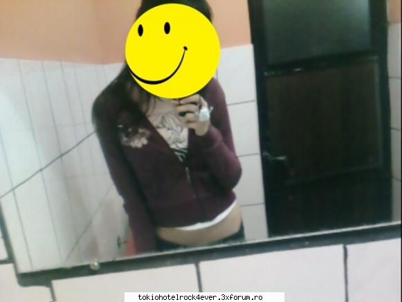 PREMIERE- Concurs Fotografii - sau putem pune un emoticon dragutz desupra ceva - *..::Anuntzuri::..*