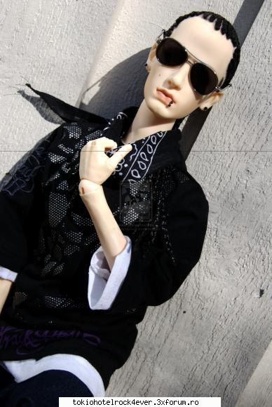 Papusa Tom - Nu pot sa zic decat WOW!WOW!WOW! - *..::Tom Kaulitz::..*