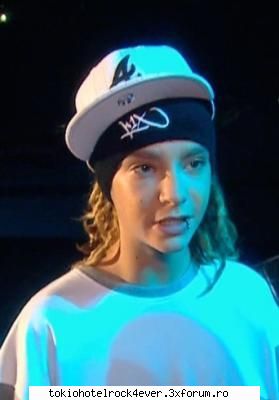 Pervert Tom - statzi sa imi revin - *..::Tom Kaulitz::..*