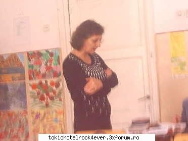 Poza cu dirigint si profesor! - diriga nooo comment - *..::School::..*