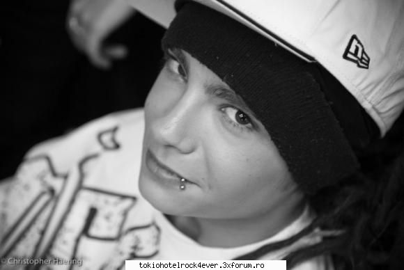 Poza preferata cu Tommy - eo am mai multe poze preferate cu tom ..de fapt - *..::Tom Kaulitz::..*