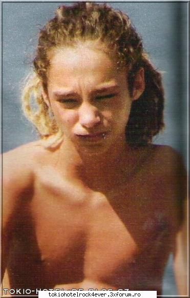Poza preferata cu Tommy - Ce privire are in ambele poze - *..::Tom Kaulitz::..*