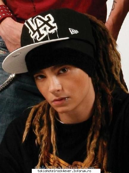 Poza preferata cu Tommy - Npc ;) Mai nou ma obsedeaza poza asta Mor dupa ea - *..::Tom Kaulitz::..*