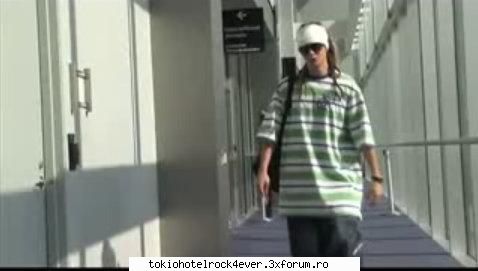 Poza preferata cu Tommy - si astaaaa =P~ ptr k poarta ceas ..n'are sapca - *..::Tom Kaulitz::..*