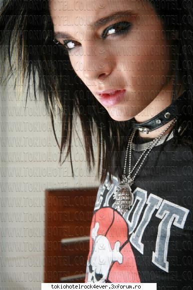 Poze cu Bill - ctare e pozaaaaaa astaaa - *..::Gallery::..*