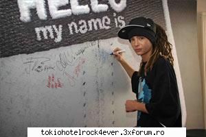 Poze cu Tom - gυѕтαν ♥ мυѕι� єℓє�тяσ - *..::Gallery::..*