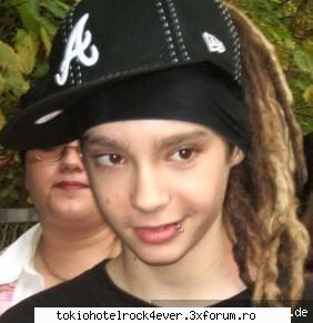 Poze cu Tom - gυѕтαν ♥ мυѕι� єℓє�тяσ - *..::Gallery::..*