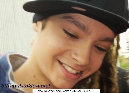 Poze cu Tom - cucuriguu` meu:X:X:X - *..::Gallery::..*