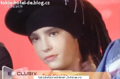 Poze cu Tom - deci e asa frumos toata ziua l-as lua in bratze - *..::Gallery::..*