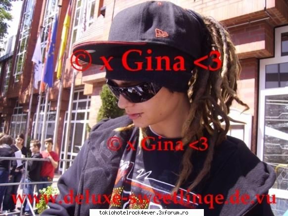 Poze cu Tom (18) - *..::Gallery::..*