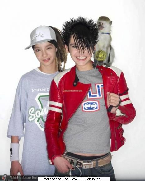 Poze cu tommy & billy... - deja devin geloasa p maimutzik! - *..::Bill & Tom Kaulitz::..*