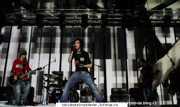 Poze din concerte - little_miss_sunshine - *..::Gallery::..*