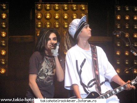 Poze din concerte - little_miss_sunshine - *..::Gallery::..*