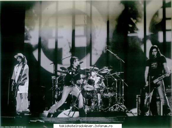 Poze din concerte - little_miss_sunshine - *..::Gallery::..*