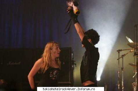 Poze din concerte - little_miss_sunshine - *..::Gallery::..*