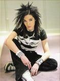 Poze q mami lor...simone..... - poate k nu ii place si considera k nu a trebui - *..::Bill & Tom Kaulitz::..*