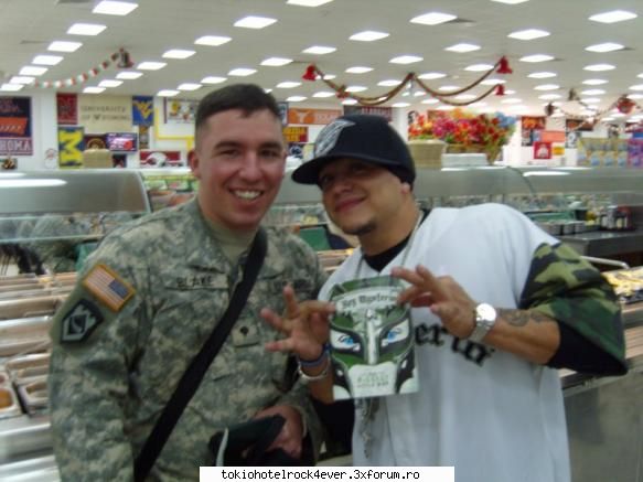 Rey mysterio - Si uitati ce am gasit Seamana - *..::Wrestling::..*