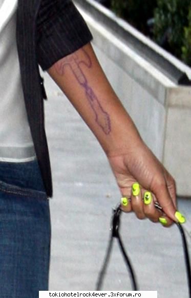 Rihanna - Denisse - *..::Other Bands::..*