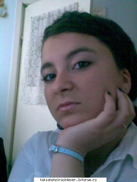 ~RobErTiNa~ - ce a facut acest baiat din mine...acum nu prea - *..::Me, myself & I::..*