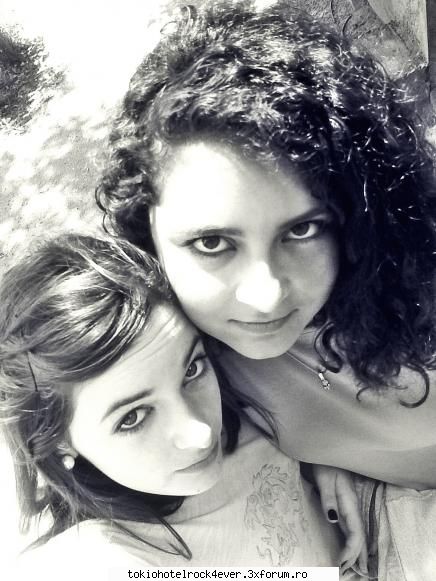 ~RobErTiNa~ - ok zic ca nus doar ca sa nu am batii da tot - *..::Me, myself & I::..*