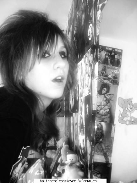ScAmA_MoV - ScAmA_MoV - *..::Me, myself & I::..*