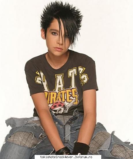 Schrei - sal cf? sunt noua pe aici :D - *..::Tokio Hotel Albums::..*