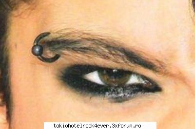 Si'a schimbat pierce'ul Bre' !:X! - yuy uitati mah ce mumu e - *..::Archive::..*