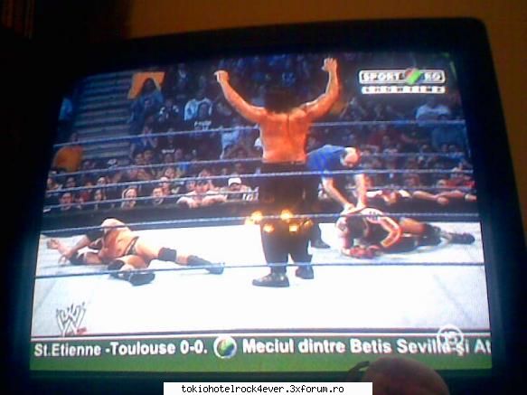 Smak Down - apoi seara continua cu un meci intre Batista& - *..::Wrestling::..*