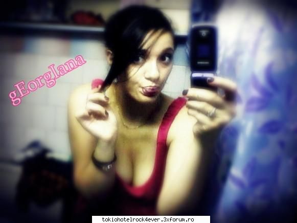So abt m3 ... TAIKII - sooo ..dua ...mai cine imi mai da add de pe forum - *..::Me, myself & I::..*