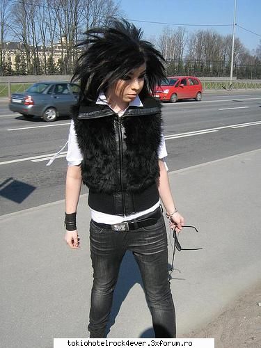 Sosia lui Bill??? - o fana - *..::Bill Kaulitz::..*