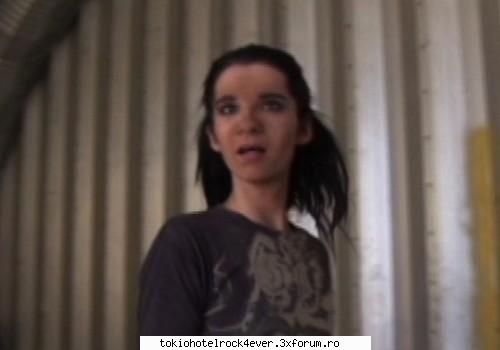 TH TV Caught on Camera - o fi uitat sa mai iasa de la solar : ))cefete au - *..::Tokio Hotel::..*
