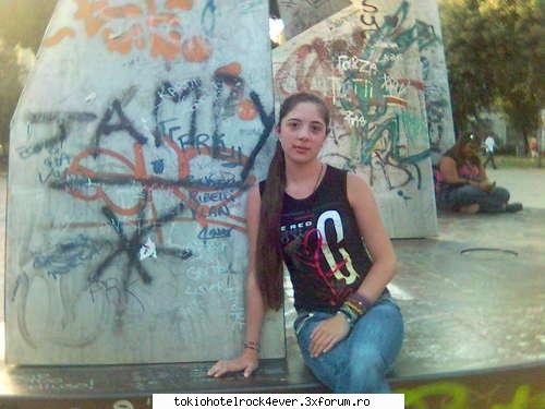 Tatyana !!! - plak bratarile c sa zik - *..::Me, myself & I::..*