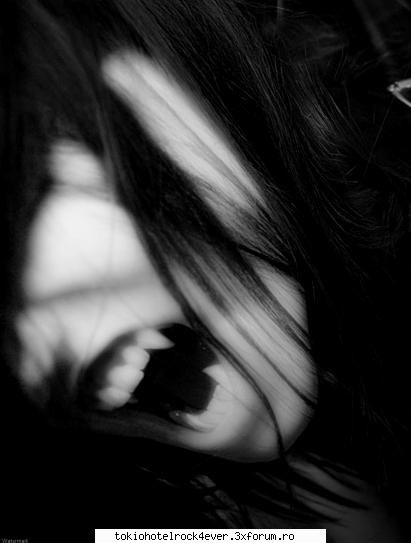 The VAMPIRE Effect 2 [+18] - Daaa! Mi-am adus aminte si de aces fic...Uraaa! - *..::FanFiction Archive::..*