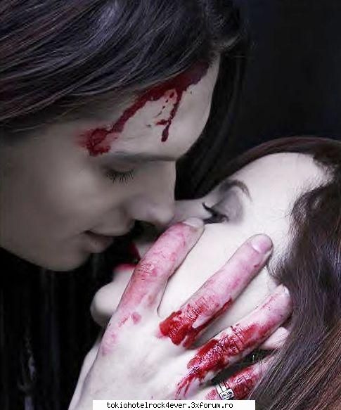 The VAMPIRE Effect 2 [+18] - Vad ca nu mai cititzi, da` zau, nu ma supar... Eu - *..::FanFiction Archive::..*