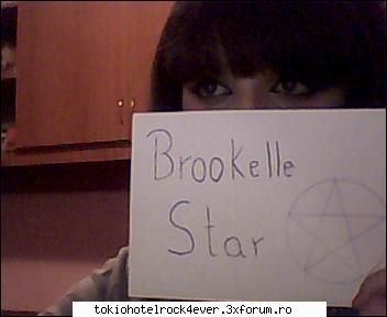The Vampire Rose-Black! - " Brookelle Star " - *..::Me, myself & I::..*