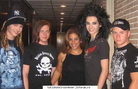 Tokio Hotel In Spania( ) - park ar fi stafii - *..::Gallery::..*