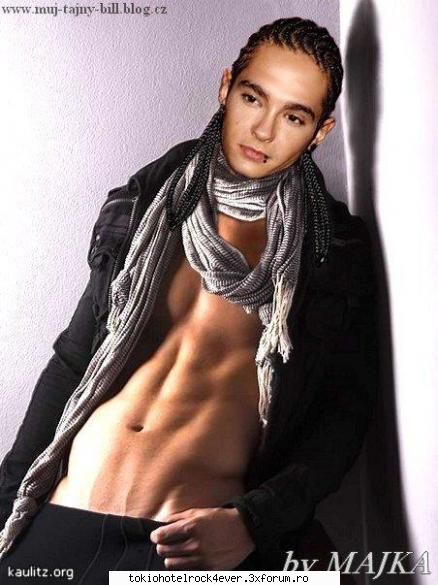 Tom are 5 pierce-uri in penis - deaia o are de 25 si Bill de 24? - *..::Tom Kaulitz::..*